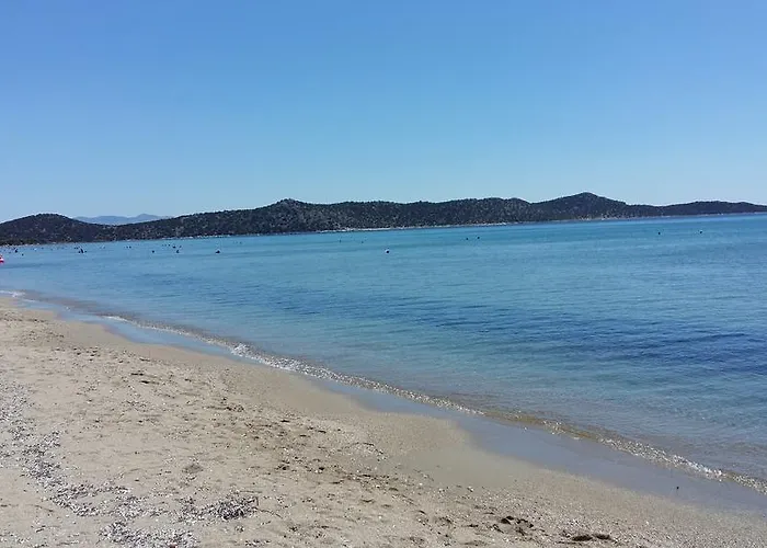 Sxinias Resort